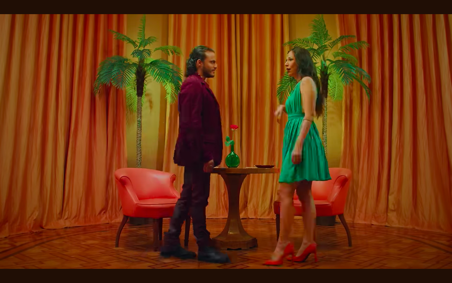 Descascar Caranguejo - Artista: Julie & Manita